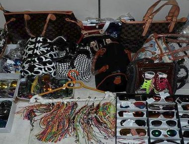 Θεσσαλονίκη: Κατασχέθηκαν πάνω από 10.000 είδη παρεμπορίου